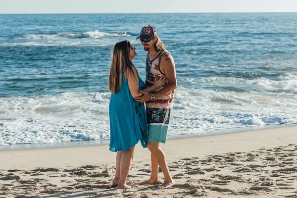 Accelerating diabetic foot ulcer recovery: exploring the transformative role of hydrogel dressings in rapid healing